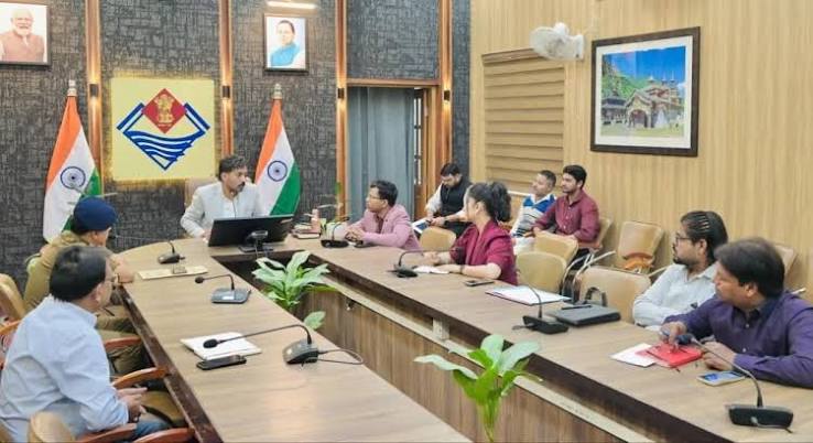 देहरादून में जाम से मिलेगी राहत? यातायात सुधार के लिए बनेगी व्यापक कार्ययोजना, डीएम ने दिए निर्देश